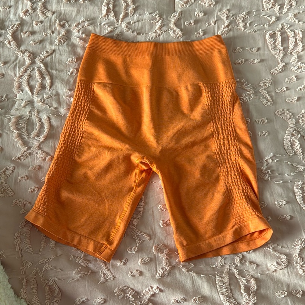 Alphalete biker shorts